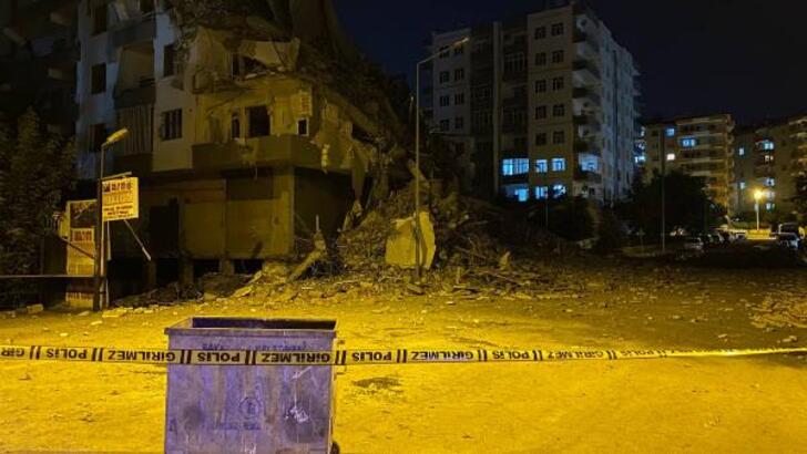 Diyarbakır’da, 7 katlı bina çöktü